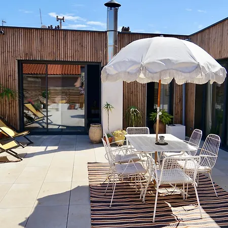 Nid Douillet Sur Roof Apartment *